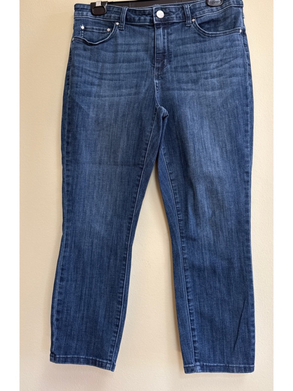 Skinny Capri Jeans - Picture 3 of 6